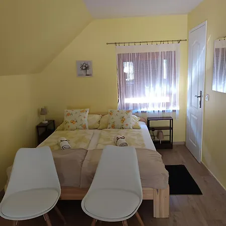 Holiday home Zita Vendeghaz *